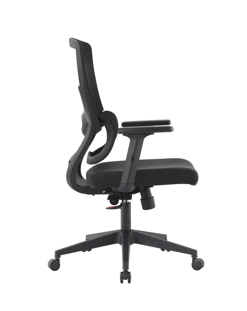 cadeira-chelsea-diretor-lateral-812x1024